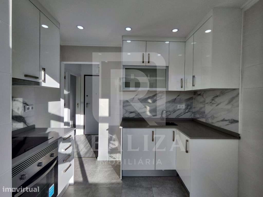 Apartamento T1 remodelado com elevador e marquise no centro de Lisb... - Grande imagem: 5/36