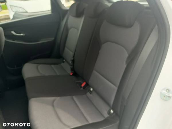 Hyundai I30 1.4 Comfort - 12