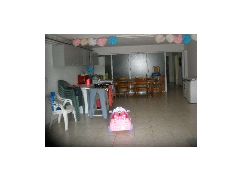 Moradia T3+2 individual, térrea com anexo T2 e piscina na zona de C...-12