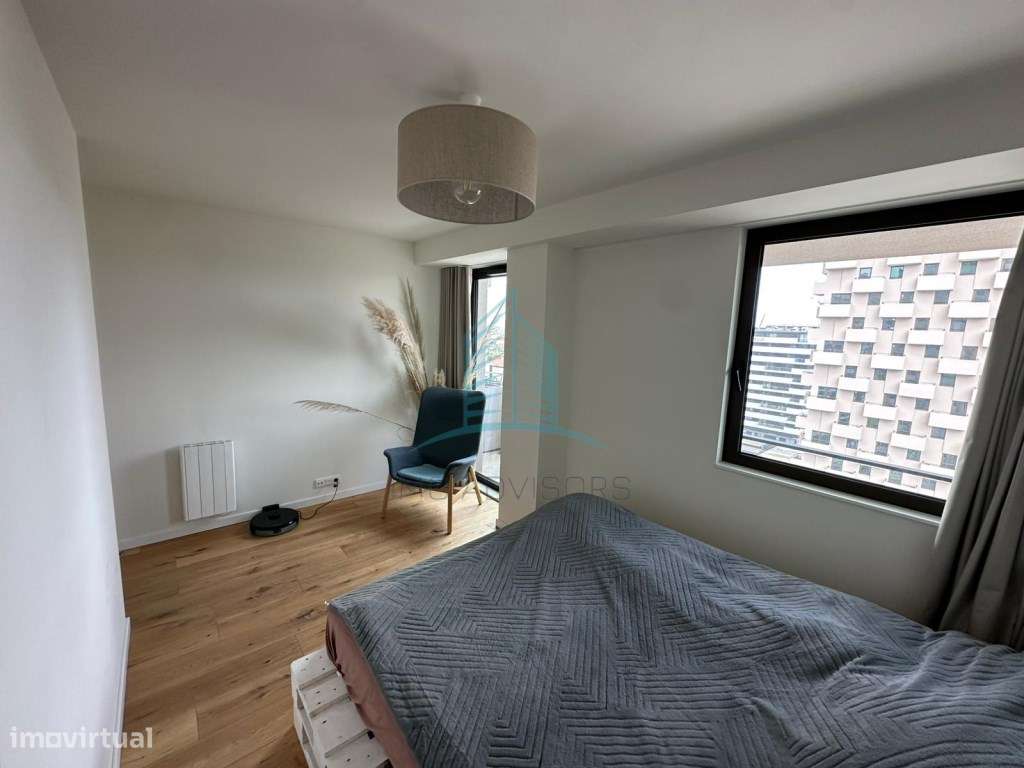 Arrenda se T2 com varanda ( SEM MOBILIA ) - Grande imagem: 3/22