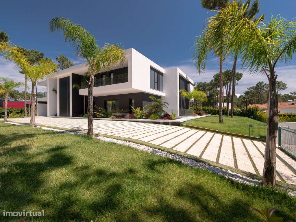 Moradia T6 para venda, na Herdade da Aroeira, com piscina e jardim - Grande imagem: 2/58