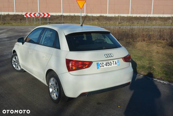 Audi A1 1.6 TDI Sportback Attraction - 6