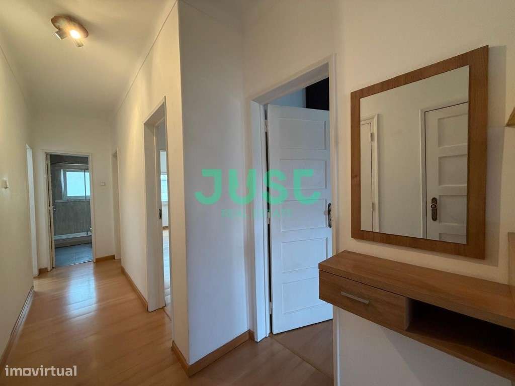 Apartamento t2+1 central em paio pires-12