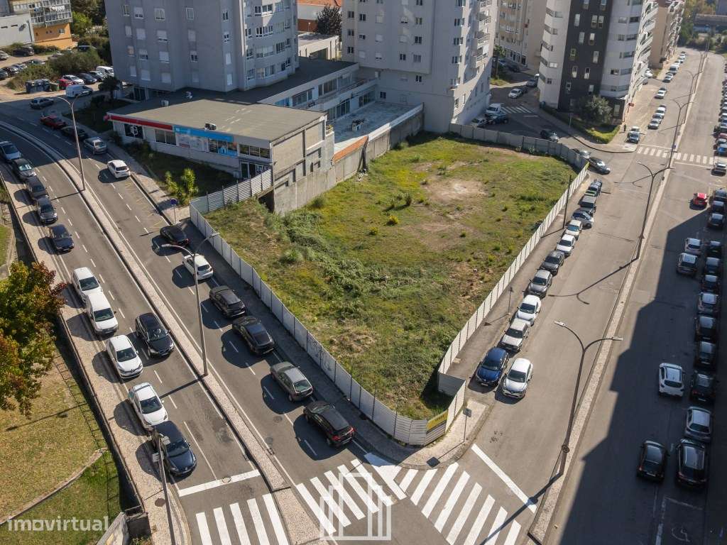 Terreno para construção em altura - S. João da Madeira - Grande imagem: 4/10