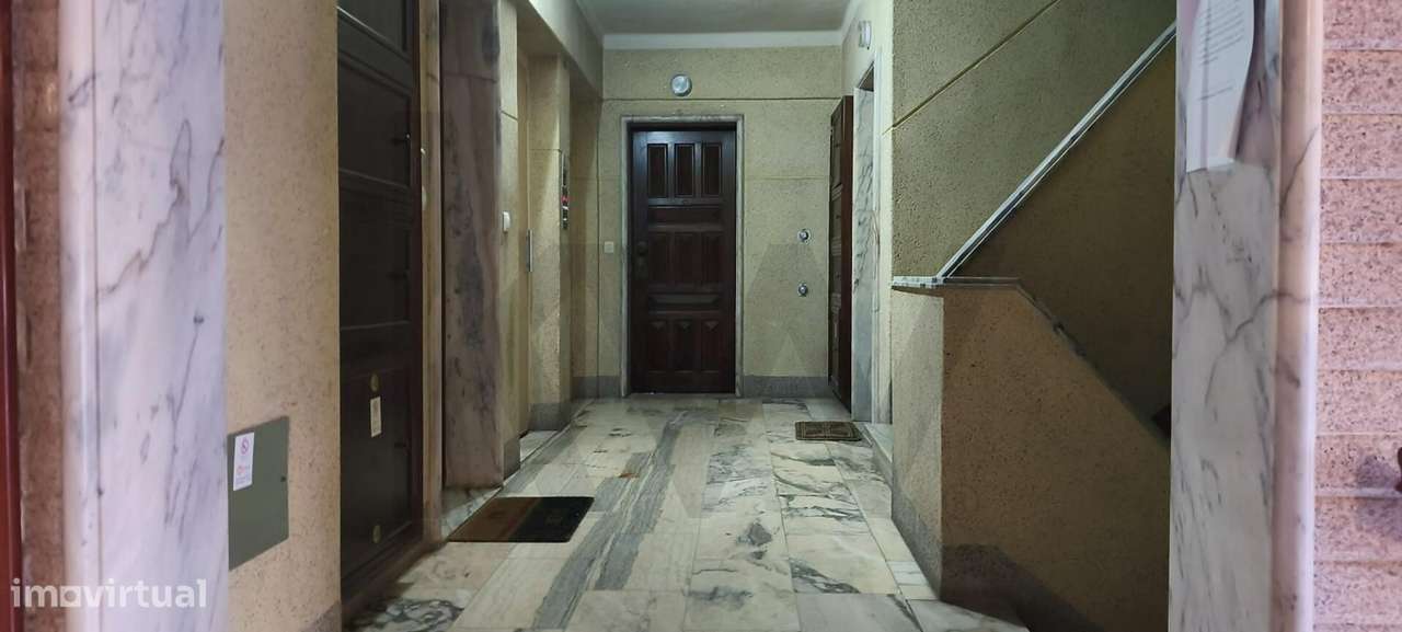 T2  na Praceta Cristóvão Falcão, em Massamá, concelho de Sintra-35