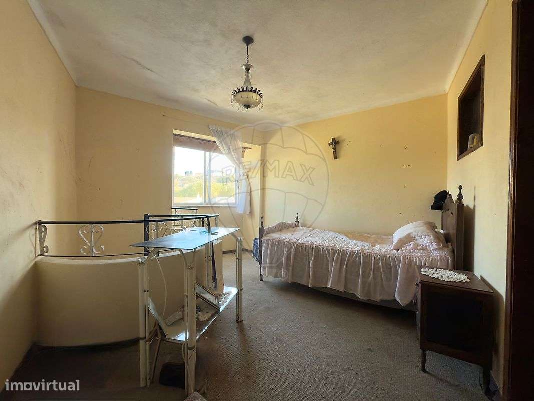 Moradia T1 para venda-5