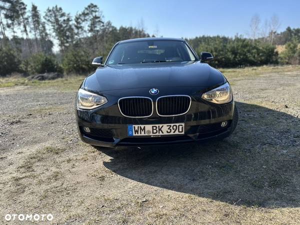 BMW Seria 1 114i - 4