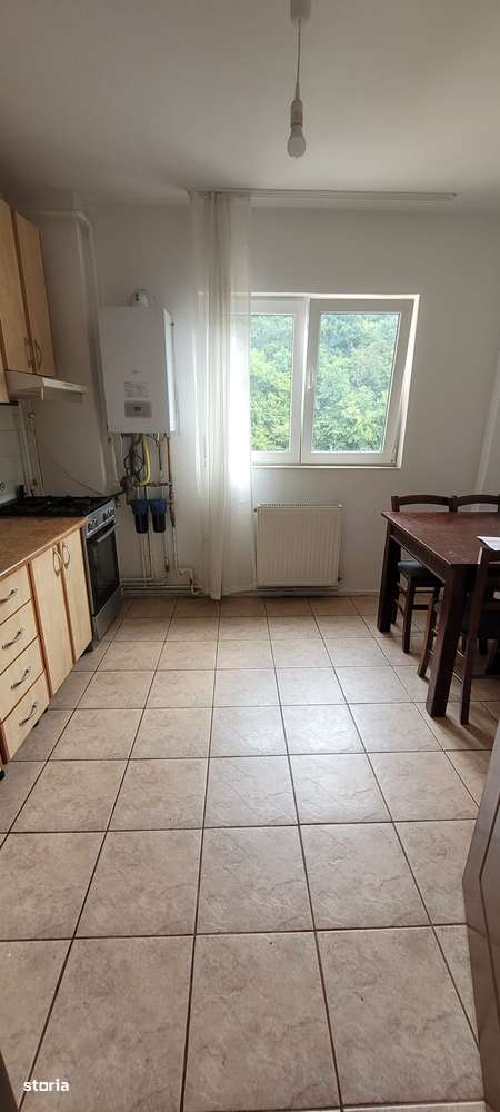 Inchiriez apartament cu 2 camere, Racadau, Str. Maciesului - Imagine principală: 5/8