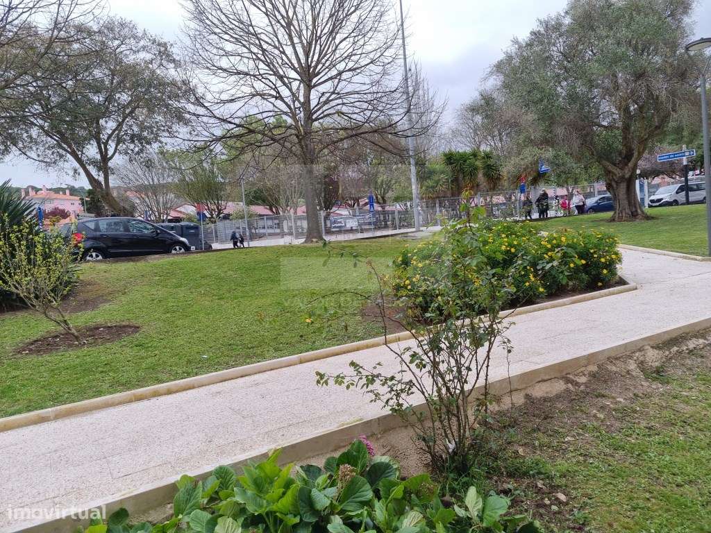 Apartamento T2 - em Carnaxide-17