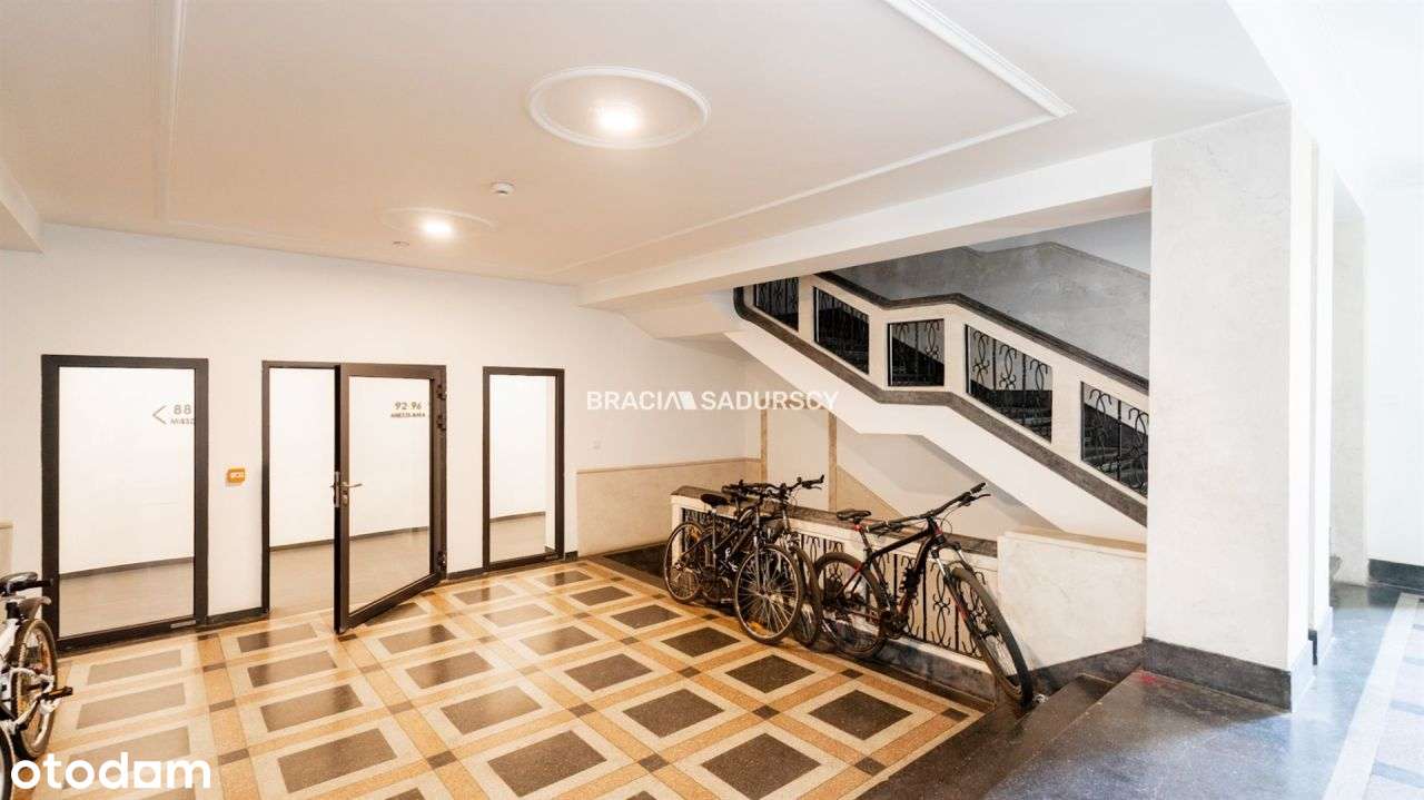 Dwa pokoje, jasne, wysokie. Doskonałe.-15