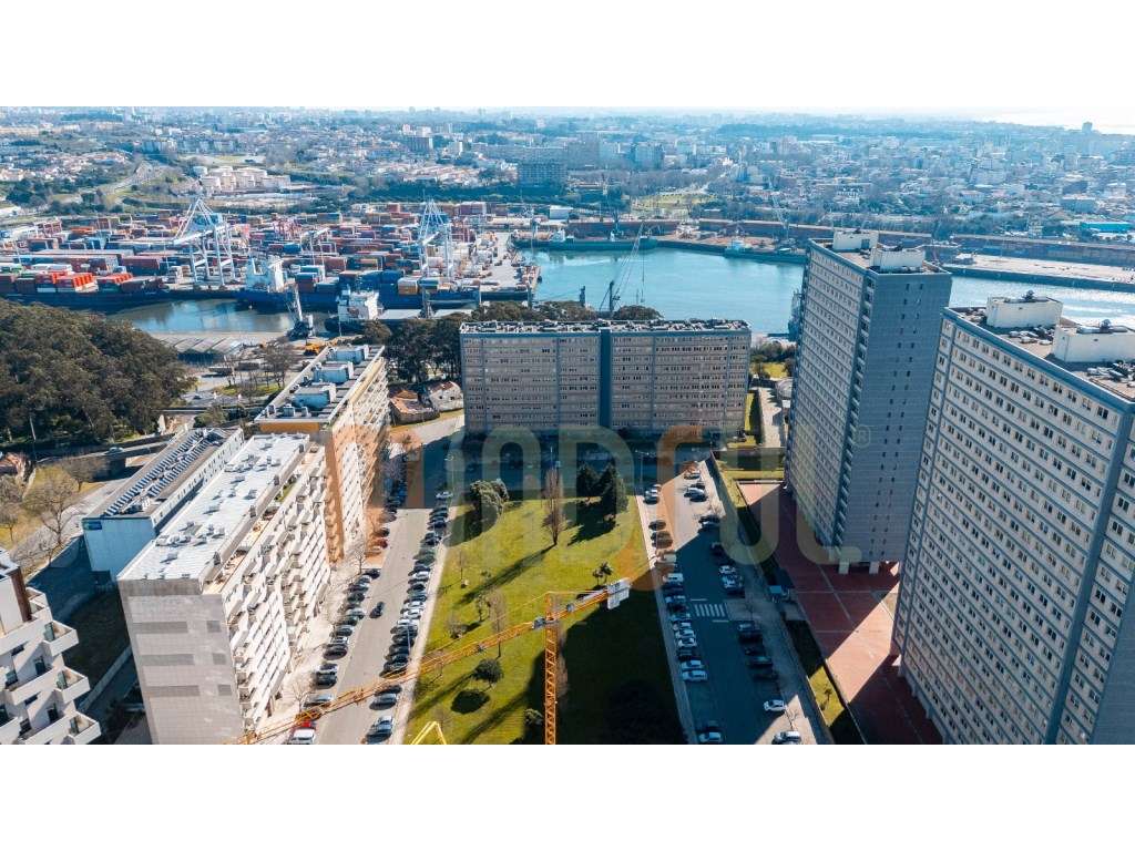 PENTHOUSE PARA VENDA T4, com 2 Suites com Vistas de Mar/Rio, Lugar ...-42