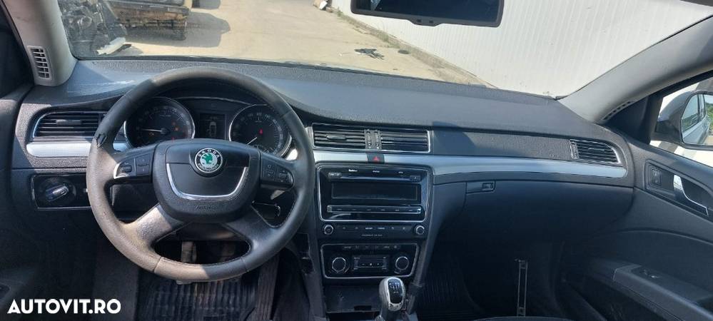 Dezmembrari Skoda Superb 2 1.9 BXE - 5