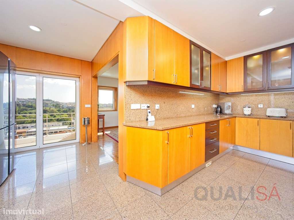 Moradia T5 com piscina, jardim e pomar e com vistas panorâmicas em ...-17