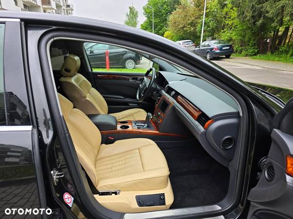 Volkswagen Phaeton 3.0 V6 TDI 4Mot (5 os.) - 10