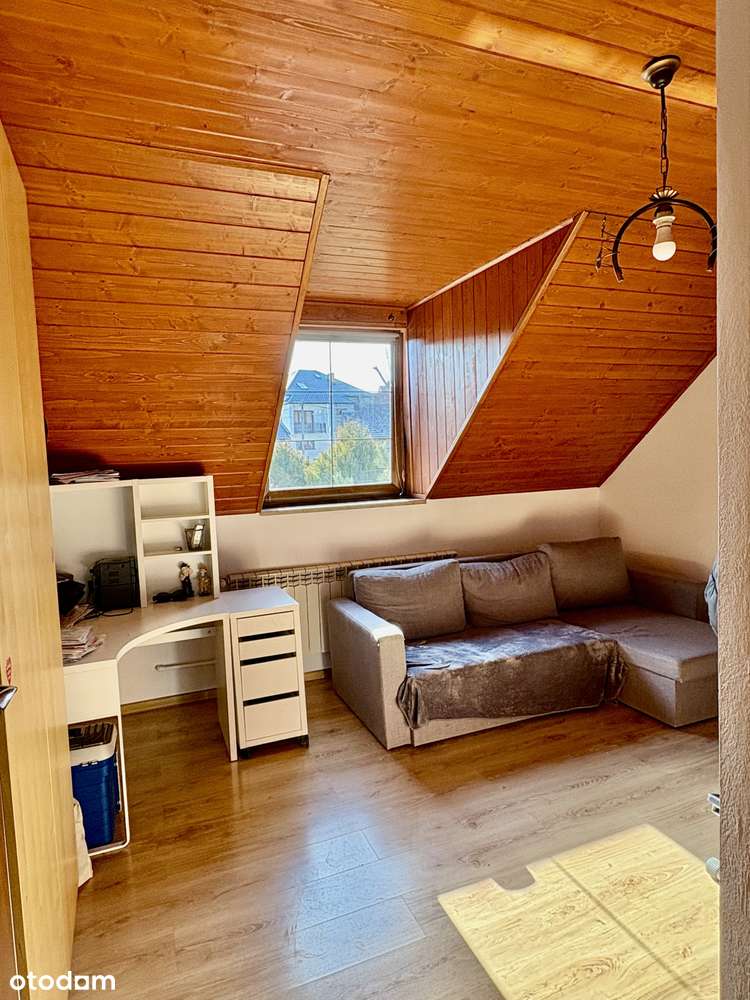 Gotowy do zamieszkania dom w Gliwicach-10