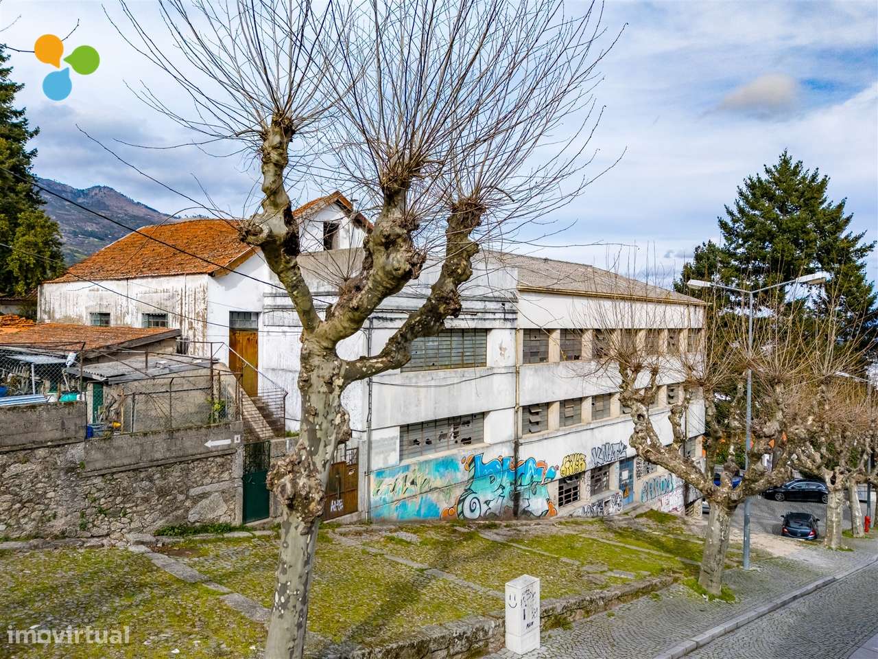 Edifico para Requalificar! - Grande imagem: 2/43