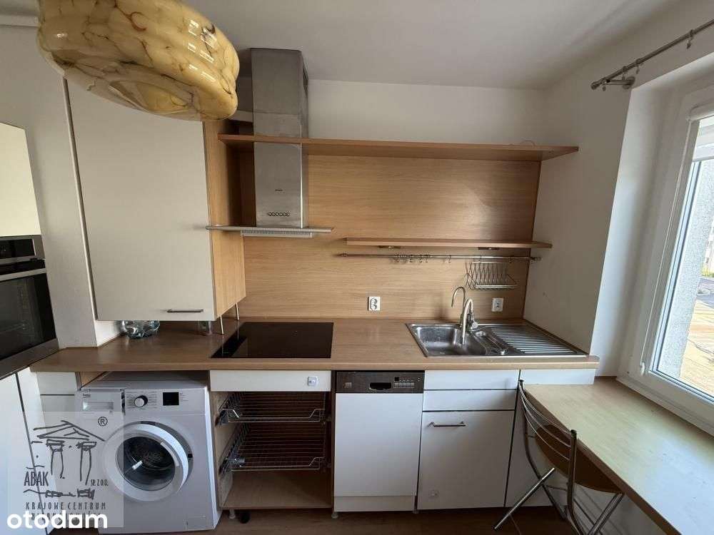 3 pokojowe Literacka , osobna kuchnia duży balkon , piwnica , garaż-4