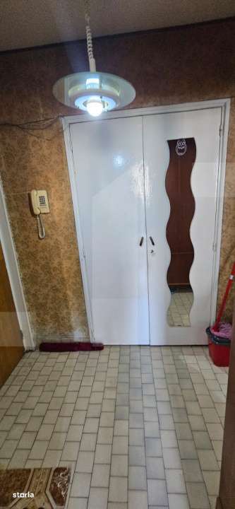 Apartament cu 3 camere, 61 mp, Teiul Doamnei-Aleea Otesani - Imagine principală: 3/13