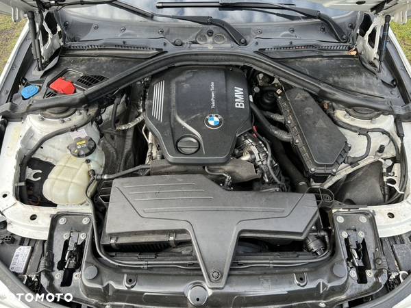 BMW Seria 3 - 13