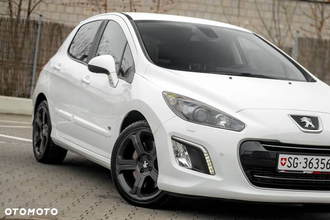 Peugeot 308 200 THP GTi - 38