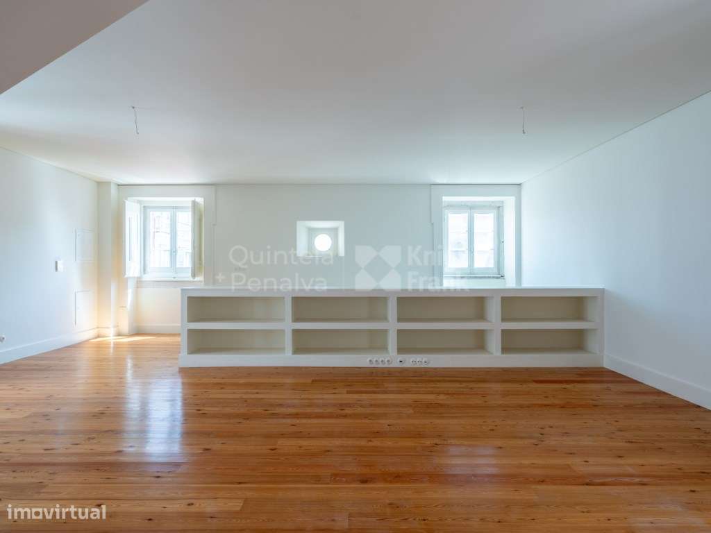 Moradia T2 duplex com jardim privativo na Estrela, Lisboa - Grande imagem: 4/26