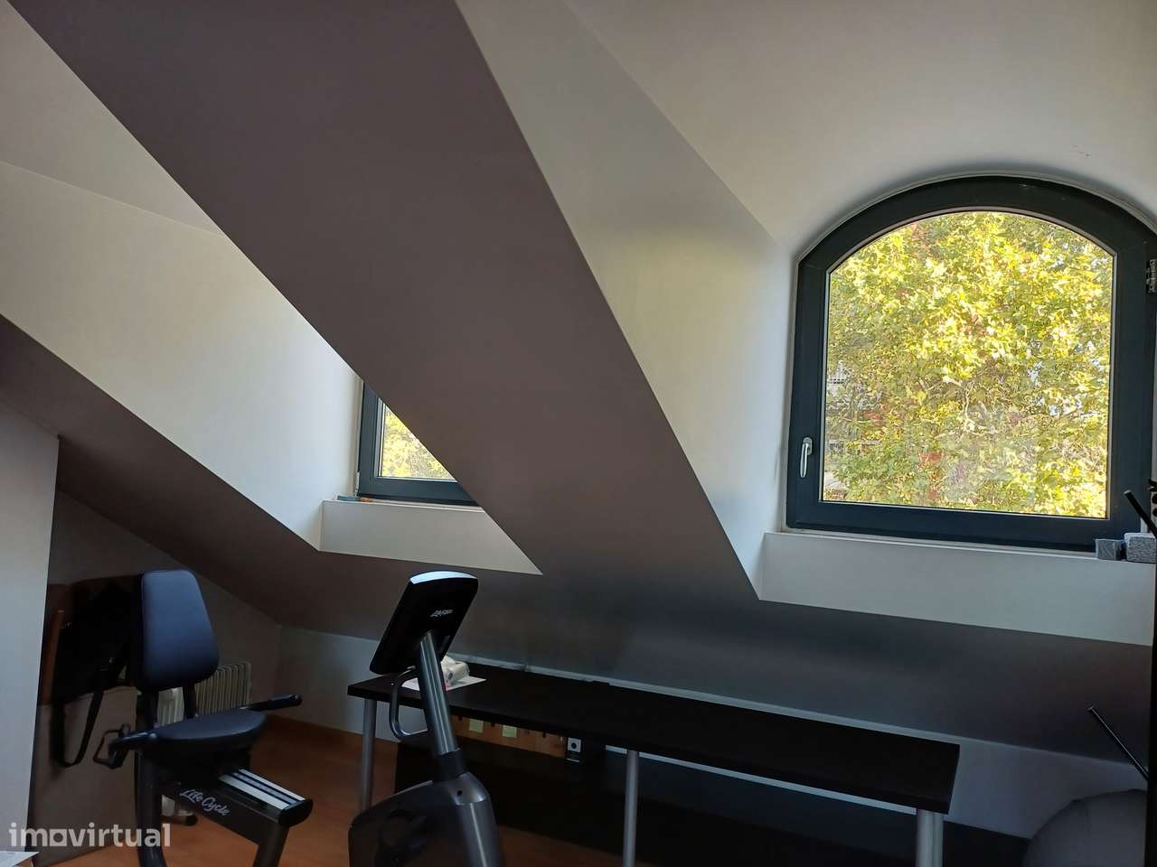 Prédio p Familia com Jardim jtº Praça Espanha e São D.Benfica-4