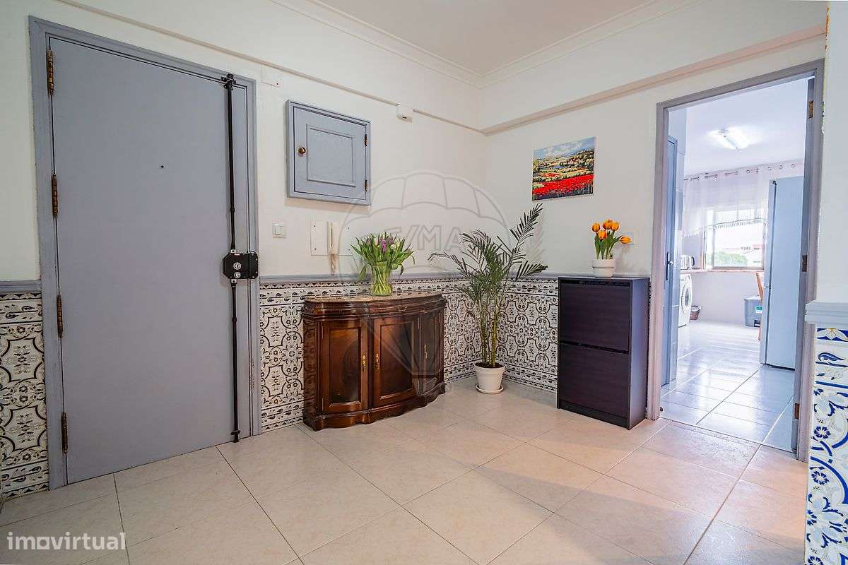 Apartamento T2 para arrendamento - Grande imagem: 2/15