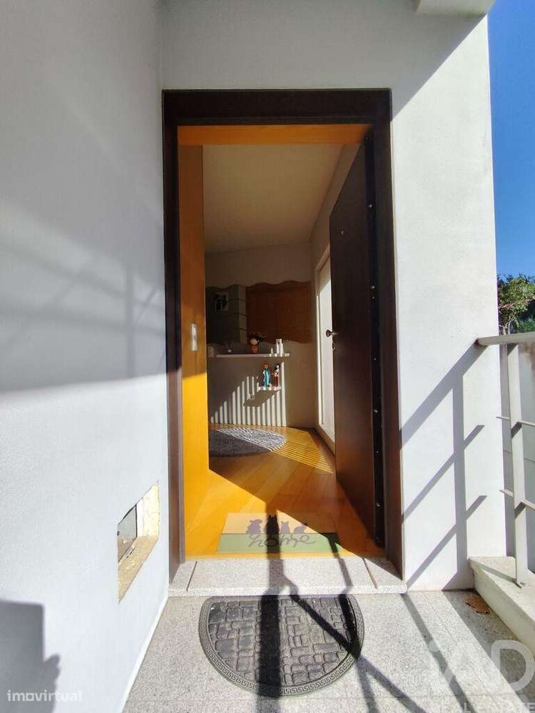 Andar de moradia T3 em São Félix da Marinha de 140 m2 - Grande imagem: 4/39