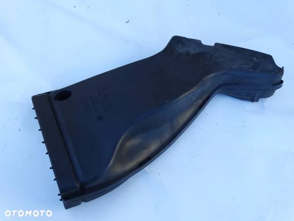 RURA WLOT DOLOT POWIETRZA AUDI A4 B7 2.0 TDI 8E0129618H - 1