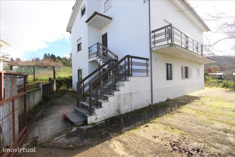 Apartamento em Gouveia, São Julião