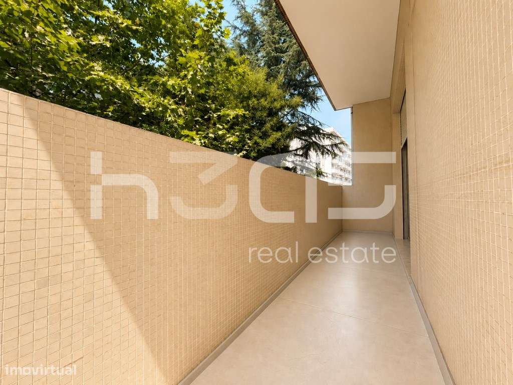 Apartamento T3 junto ao complexo de piscinas da Rodovia em Braga | ...-33