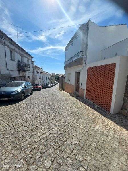 Casa para reabilitar com vista por sol e serra - Grande imagem: 5/5