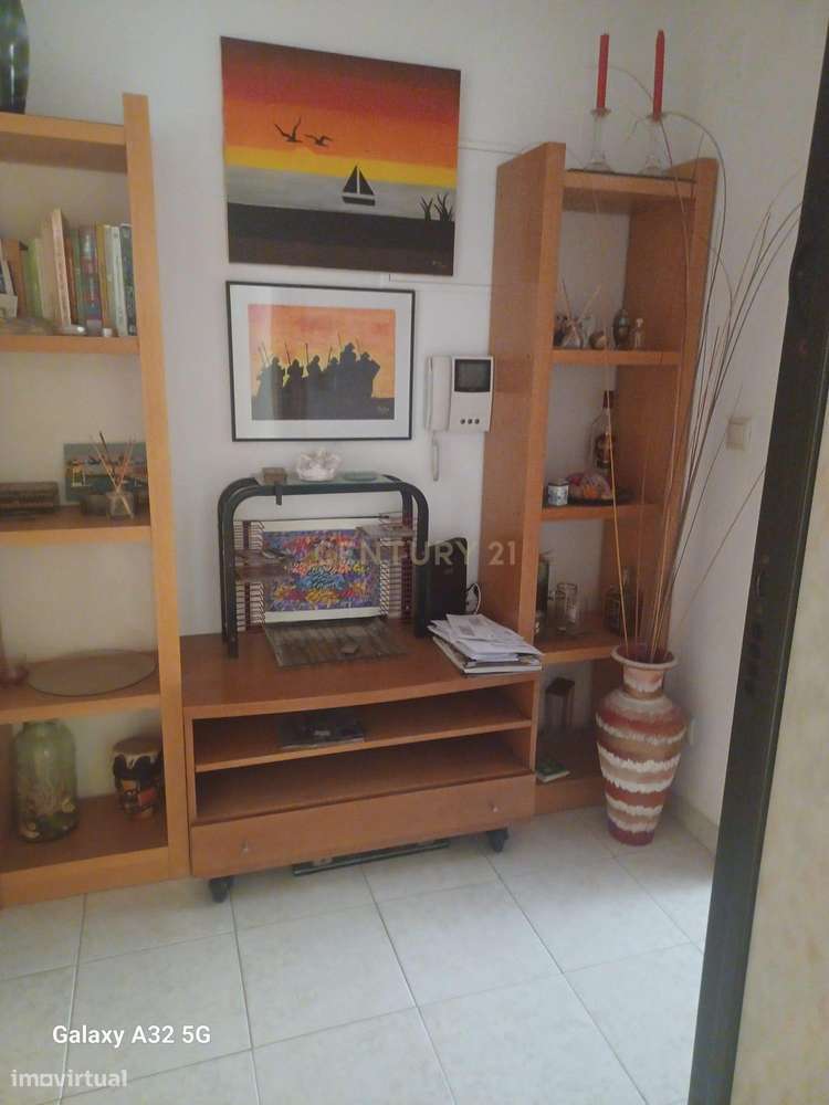 Apartamento T0 em Rua José Farinha Carnide, Telheiras - Grande imagem: 5/18