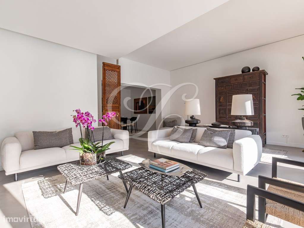 Moradia T5 c/ Piscina e Zona Lounge | Estoril-8