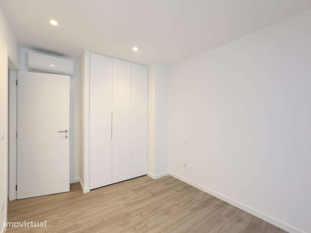 Magnífico Apartamento T2 com terraço privado a 2 passos da praia da...-17