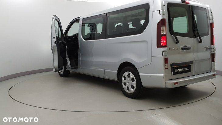 Renault Trafic - 12