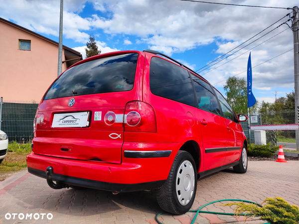 Volkswagen Sharan 1.9 TDI Comfortline - 9