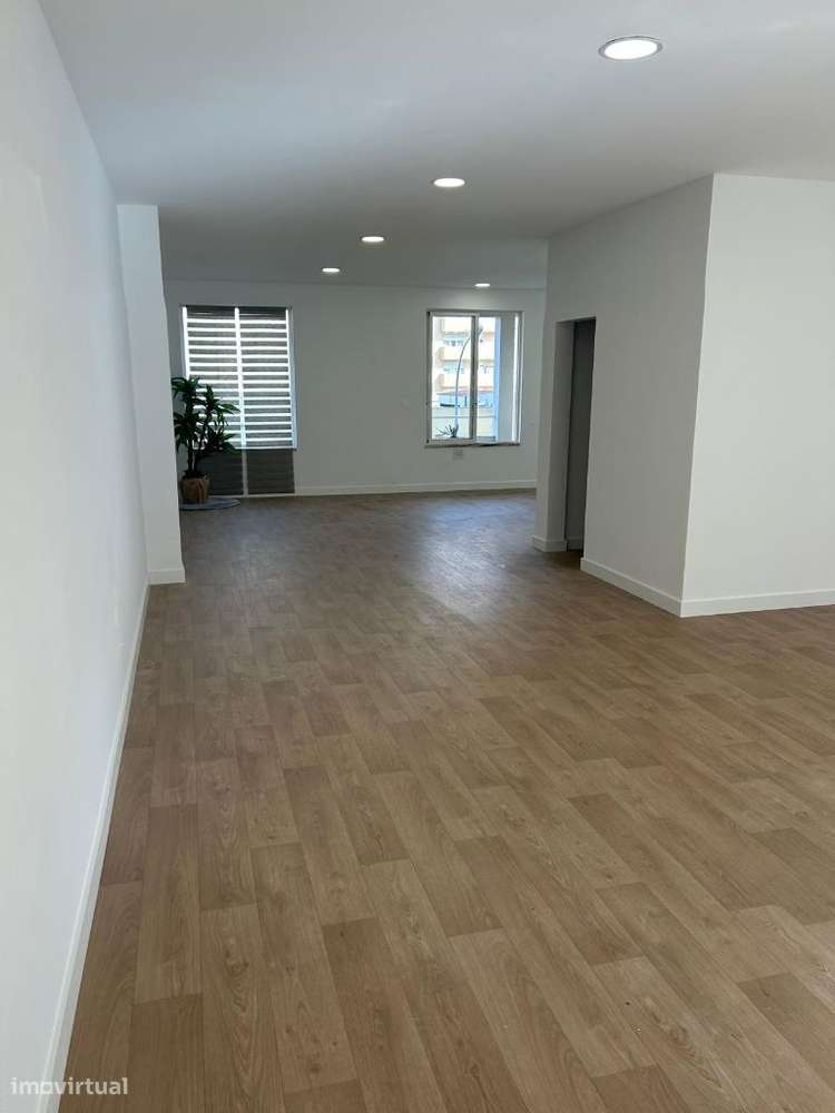 Espaço Comercial - Grande imagem: 3/8