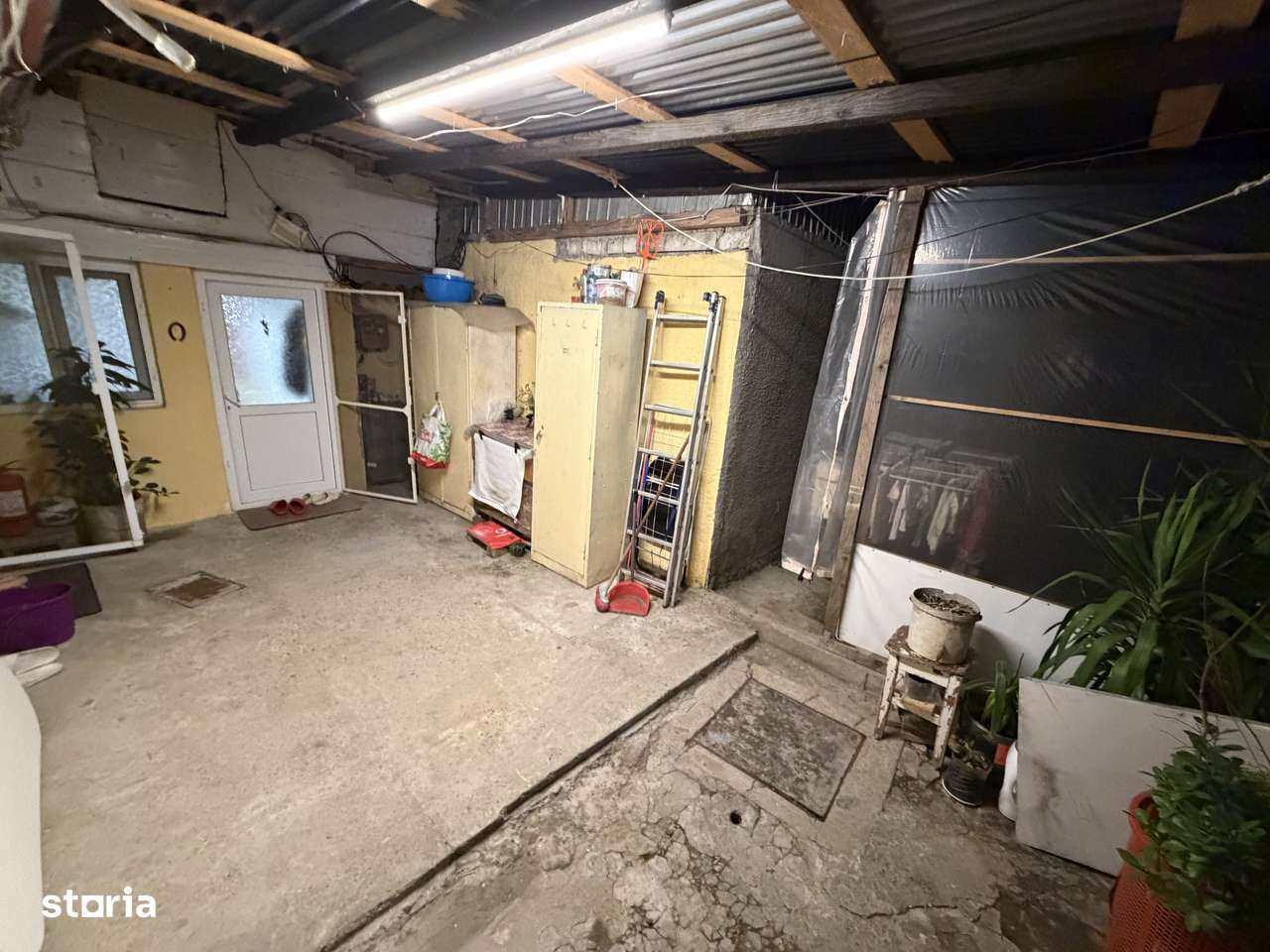 Vilă cu 2 corpuri, acces auto, curte – Republica / Industriilor - Imagine principală: 5/9