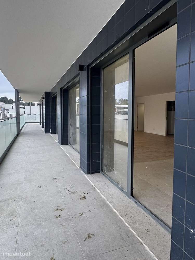 T3 Novo - Leiria - 300m2 Jardim-1