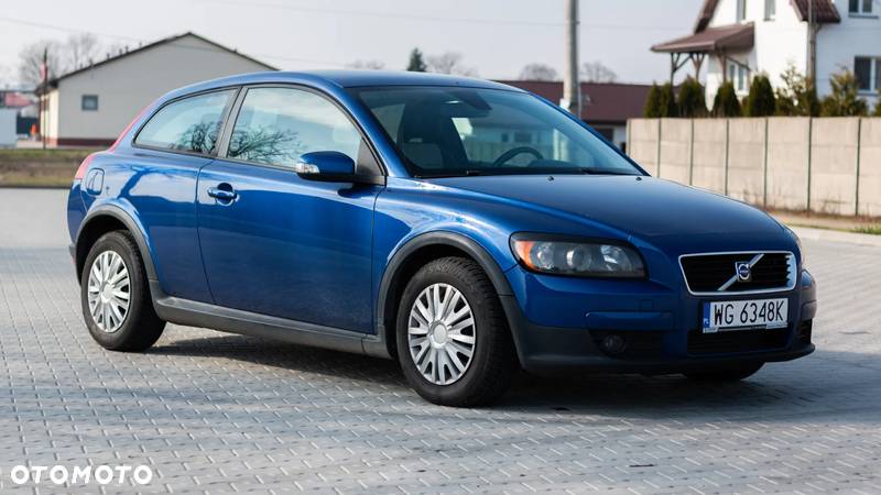 Volvo C30 2.0D Momentum - 7