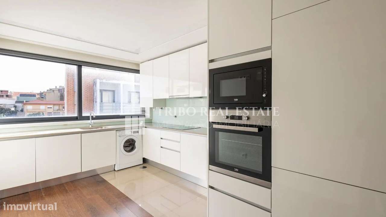 APARTAMENTO T4 DUPLEX | ESPINHO - Grande imagem: 4/26