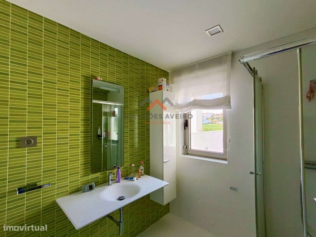 Moradia Contemporânea de Luxo com jardins tropicais e Design Exclus...-27