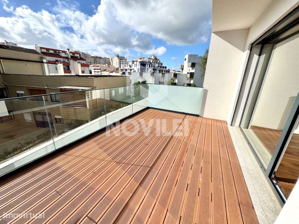 Moradia T3 em condomínio Fechado no centro de Leiria.-20