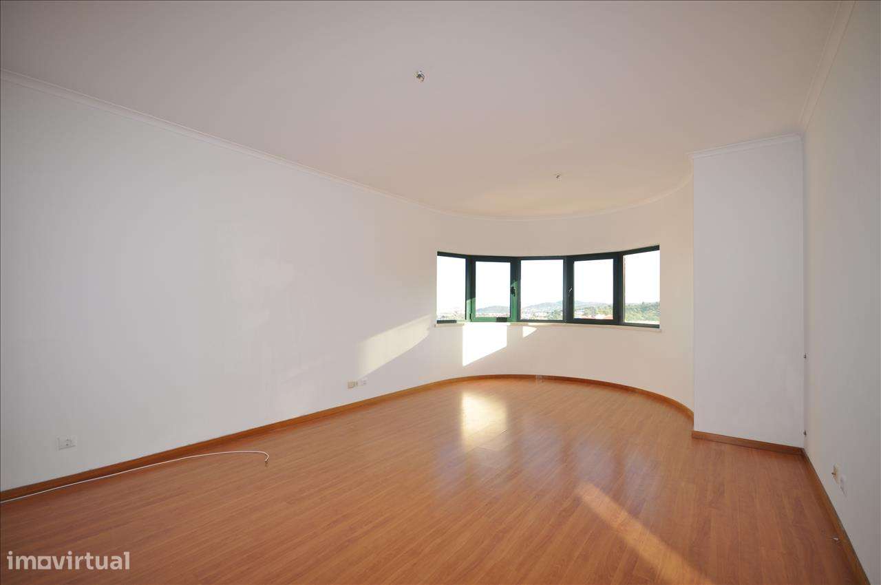 Apartamento em Alenquer, Santo Estêvão - Grande imagem: 5/29