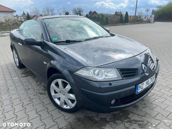 Renault Megane CC 2.0 dCi Privilege - 9