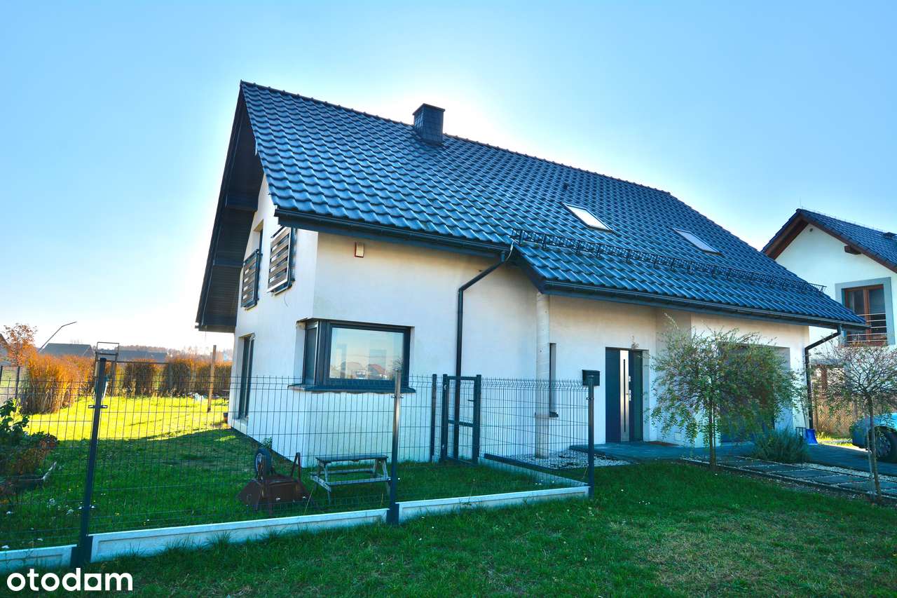 Ta wyjątkowa przestrzeń może być Twoja  !-6