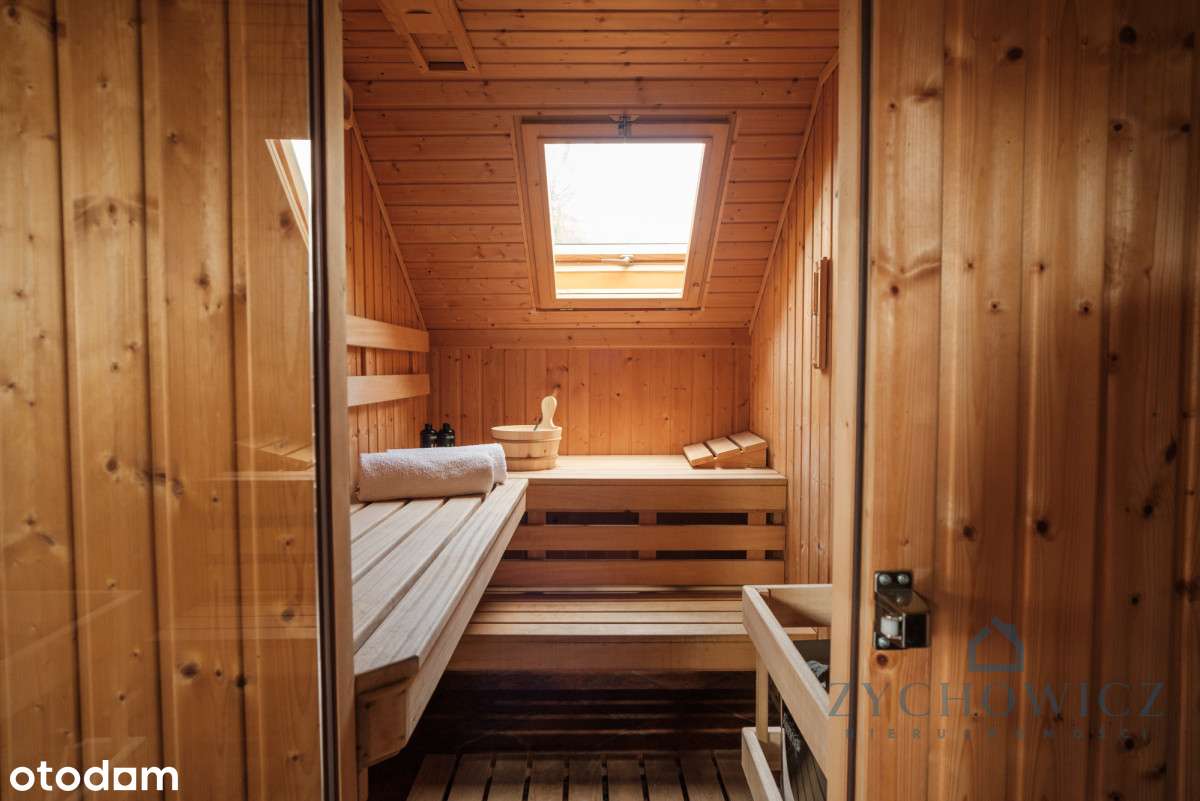 Dom w Wilkowie – przestrzeń, prywatność i natura-14