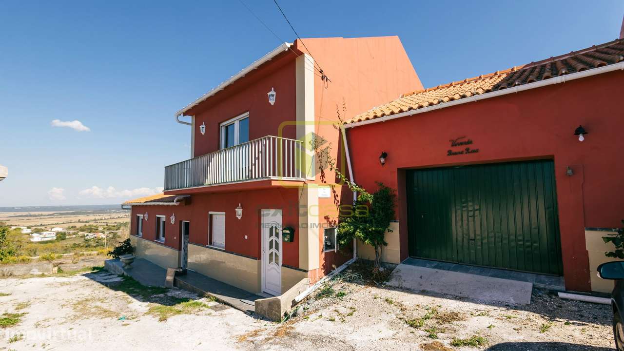 Moradia T4 com vistas deslumbrantes-38