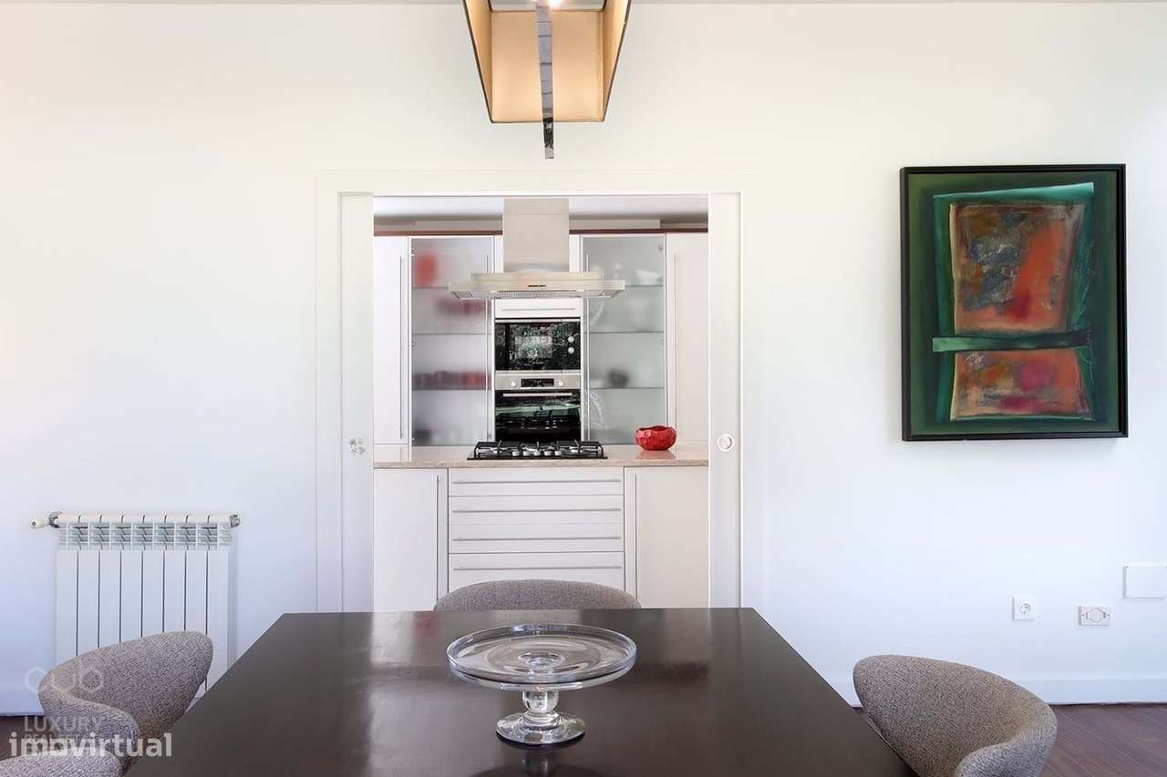 Moradia, 391 m², Charneca de Caparica e Sobreda-13